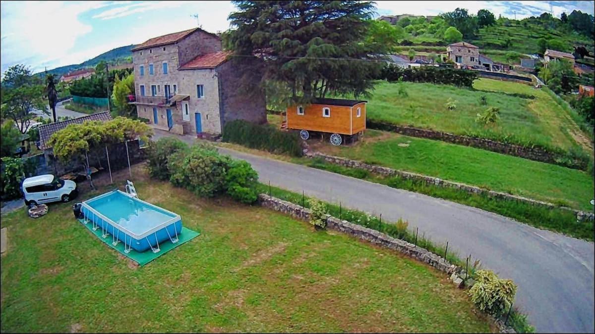 Roulotte De Charme Ξενοδοχείο Saint-Genest-de-Bauzon Εξωτερικό φωτογραφία
